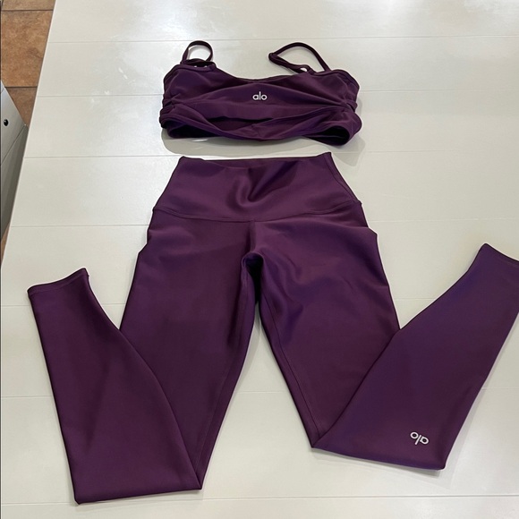 ALO Yoga Pants - Alo yoga set